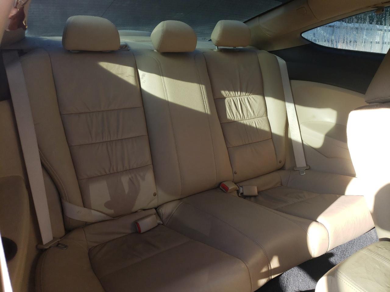 Photo 6 from auction – 2012 HONDA ACCORD EXL with VIN 1HGCS2B87CA001555