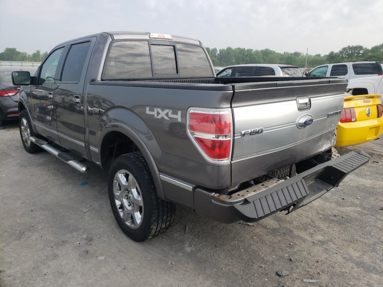 Photo 3 from auction – 2011 FORD F150 SUPER with VIN 1FTFW1EF2BFB10513