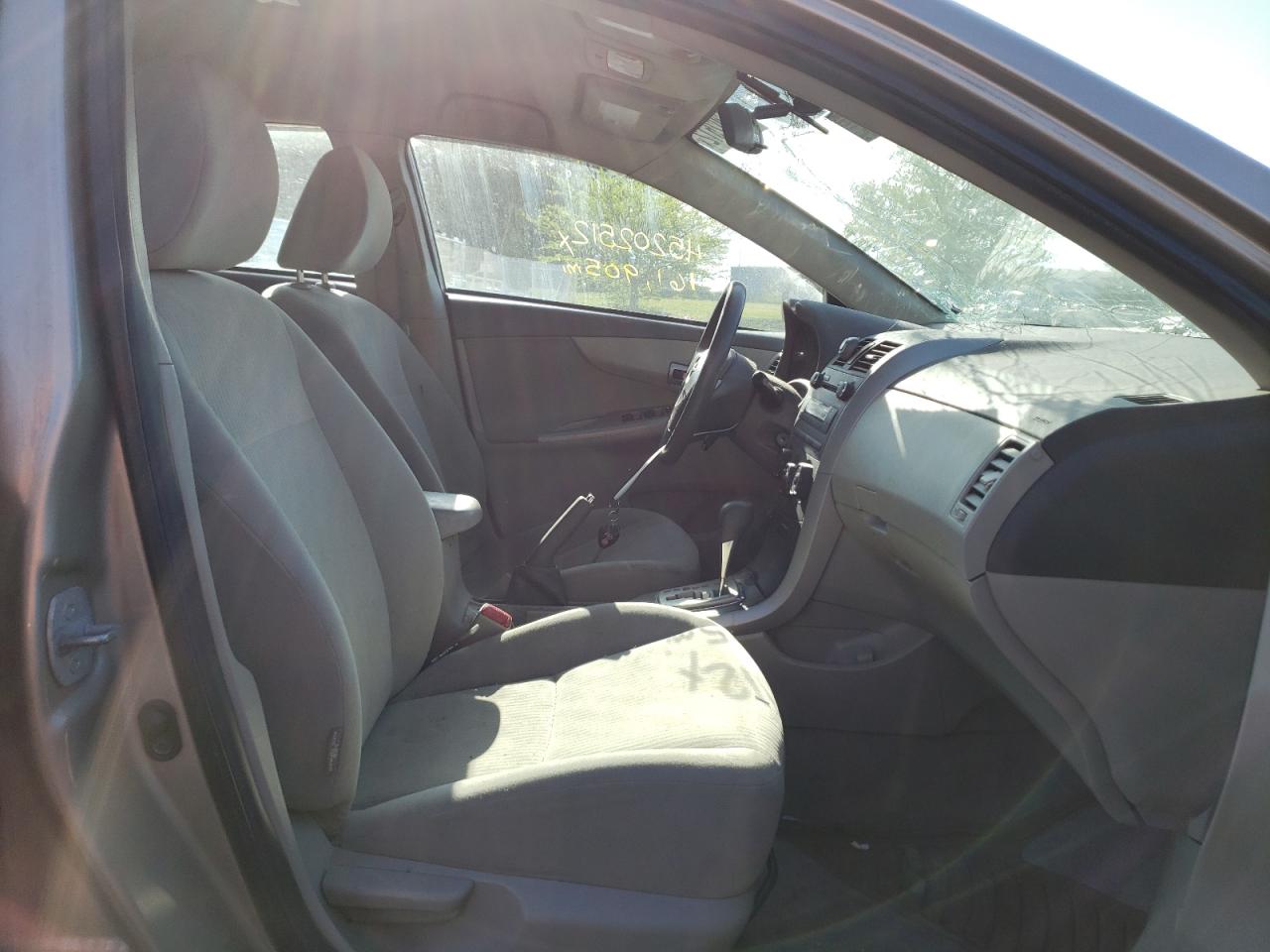 Photo 5 from auction – 2010 TOYOTA COROLLA BA with VIN 2T1BU4EE7AC312882