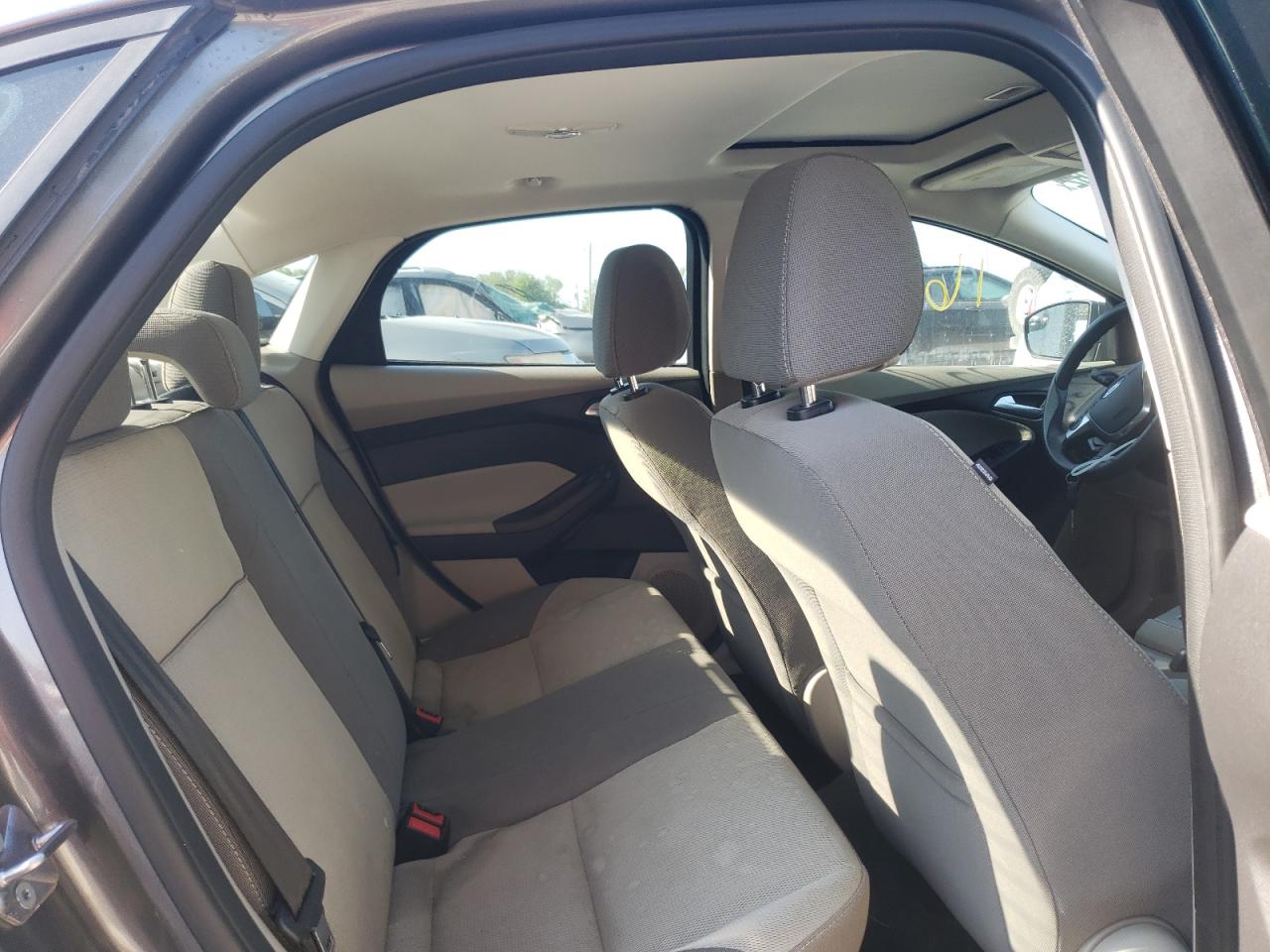 Photo 6 from auction – 2013 FORD FOCUS SE with VIN 1FADP3F2XDL138310