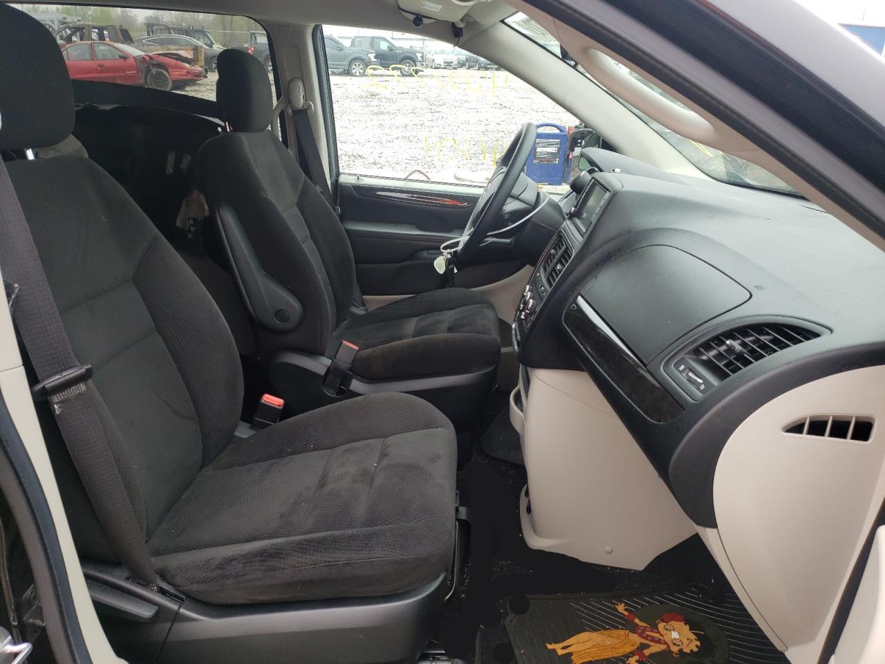 Photo 5 from auction – 2017 DODGE GRAND CARA with VIN 2C4RDGBG5HR701780