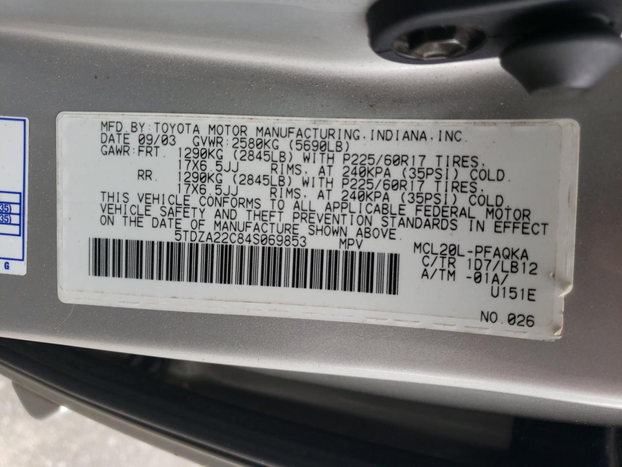 Photo 10 from auction – 2004 TOYOTA SIENNA XLE with VIN 5TDZA22C84S069853