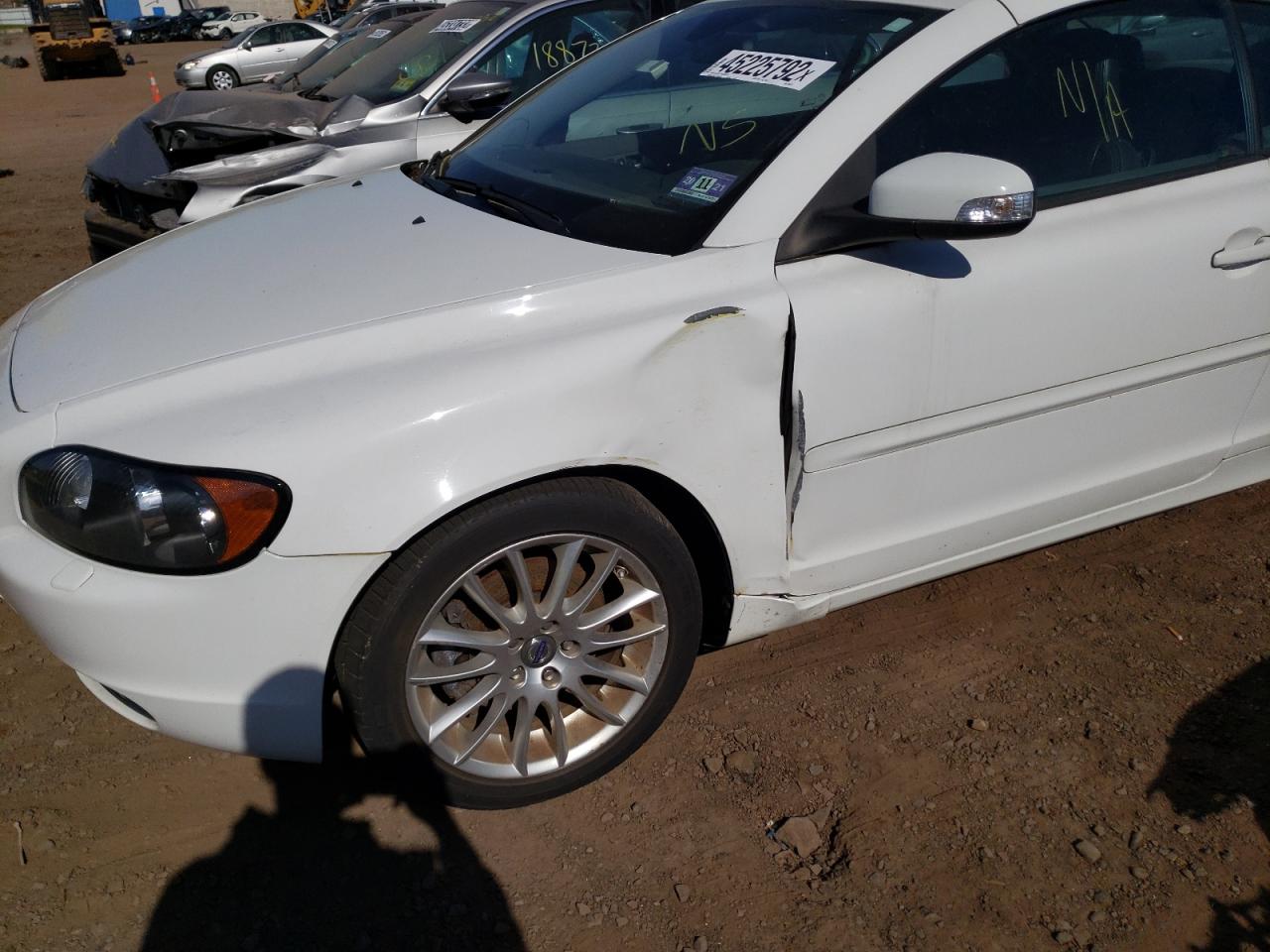 Photo 9 from auction – 2008 VOLVO C70 T5 with VIN YV1MC67298J046381