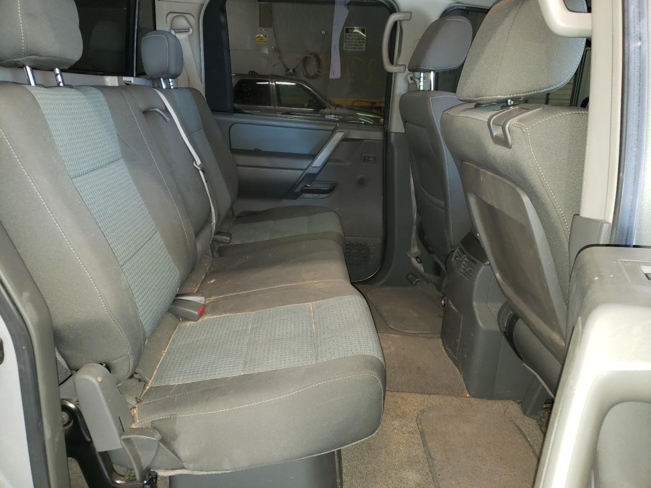 Photo 6 from auction – 2005 NISSAN TITAN with VIN 1N6BA07A05N570768