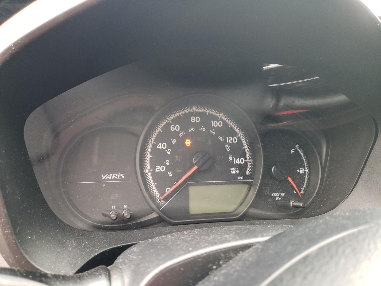 Photo 8 from auction – 2015 TOYOTA YARIS with VIN VNKKTUD32FA031840
