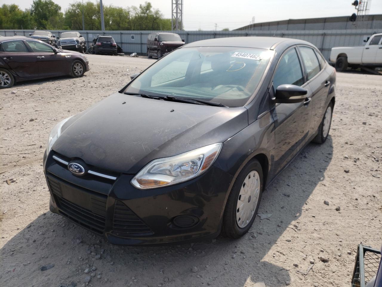 Photo 2 from auction – 2014 FORD FOCUS SE with VIN 1FADP3F23EL422301
