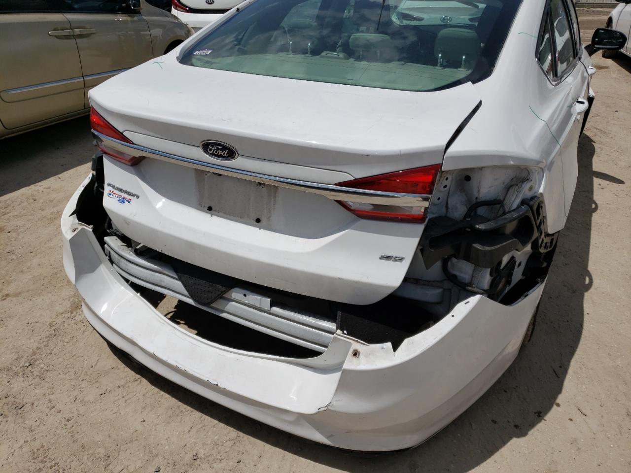 Photo 9 from auction – 2017 FORD FUSION SE with VIN 3FA6P0H78HR161639