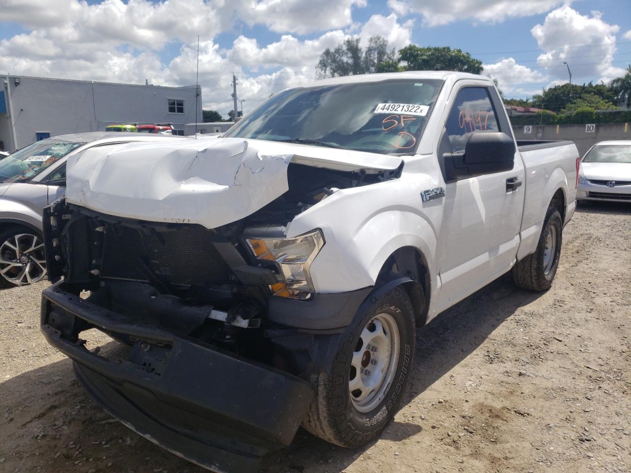 Photo 2 from auction – 2017 FORD F150 with VIN 1FTMF1C87HKD62978
