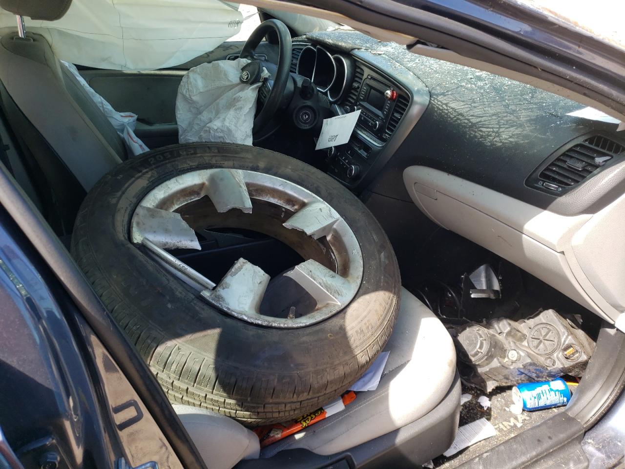 Photo 5 from auction – 2015 KIA OPTIMA LX with VIN 5XXGM4A78FG431649