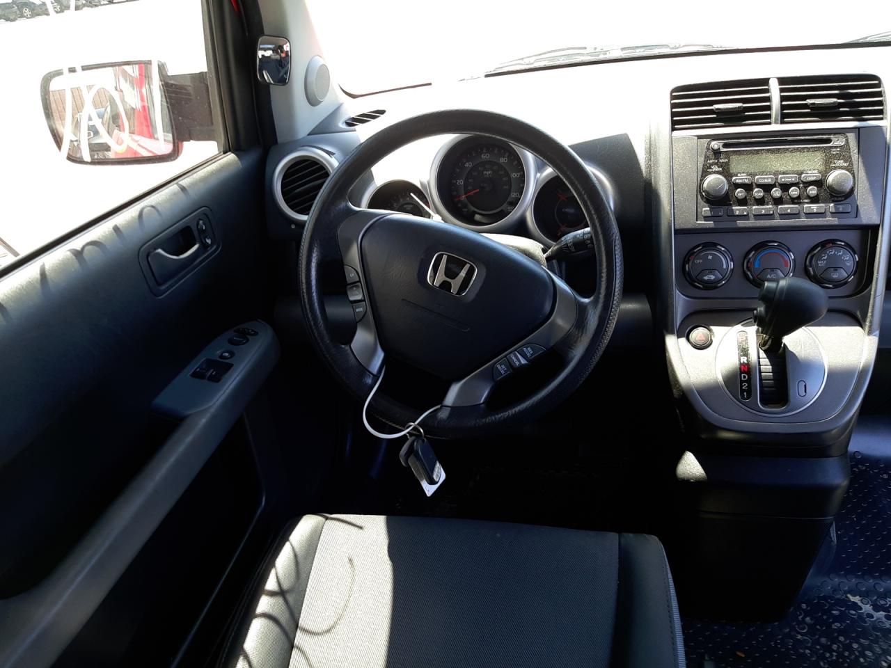 Photo 9 from auction – 2006 HONDA ELEMENT EX with VIN 5J6YH28676L007822