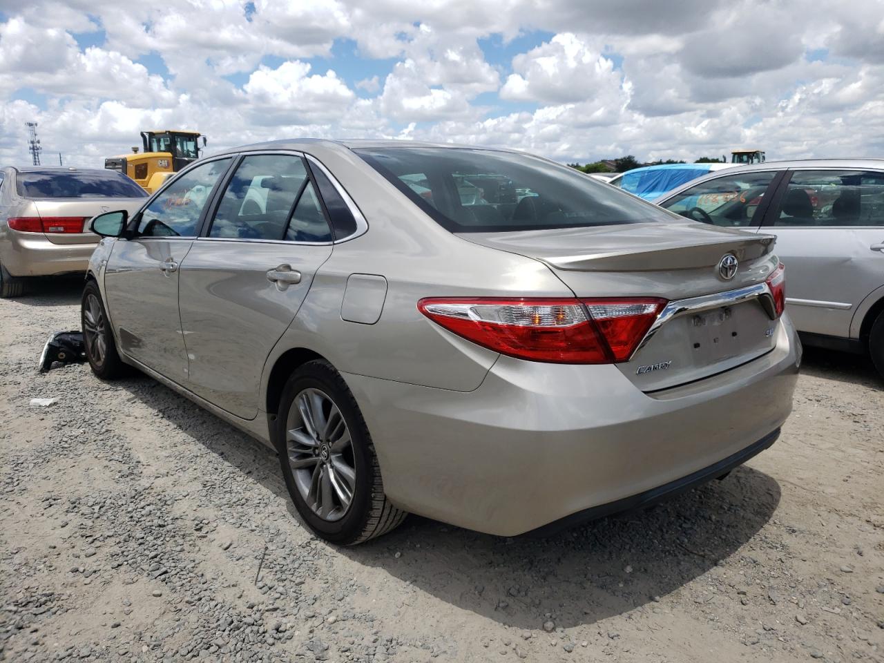 Photo 3 from auction – 2015 TOYOTA CAMRY LE with VIN 4T1BF1FK1FU063630