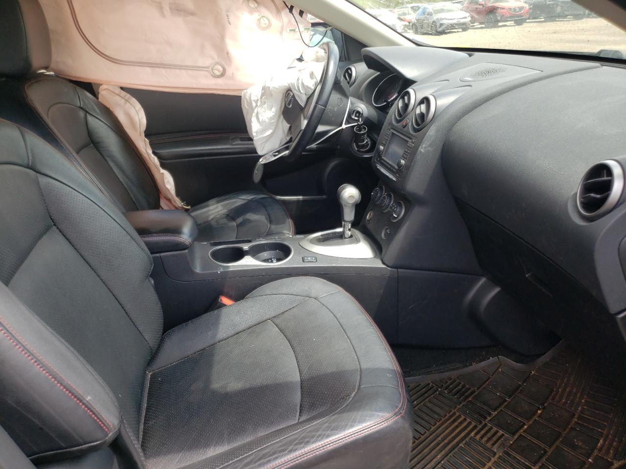 Photo 5 from auction – 2012 NISSAN ROGUE S with VIN JN8AS5MV9CW355708