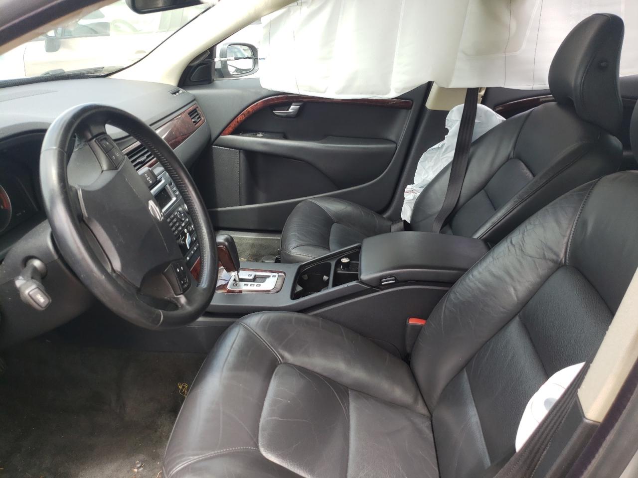 Photo 5 from auction – 2008 VOLVO V70 3.2 with VIN YV1BW982881040859