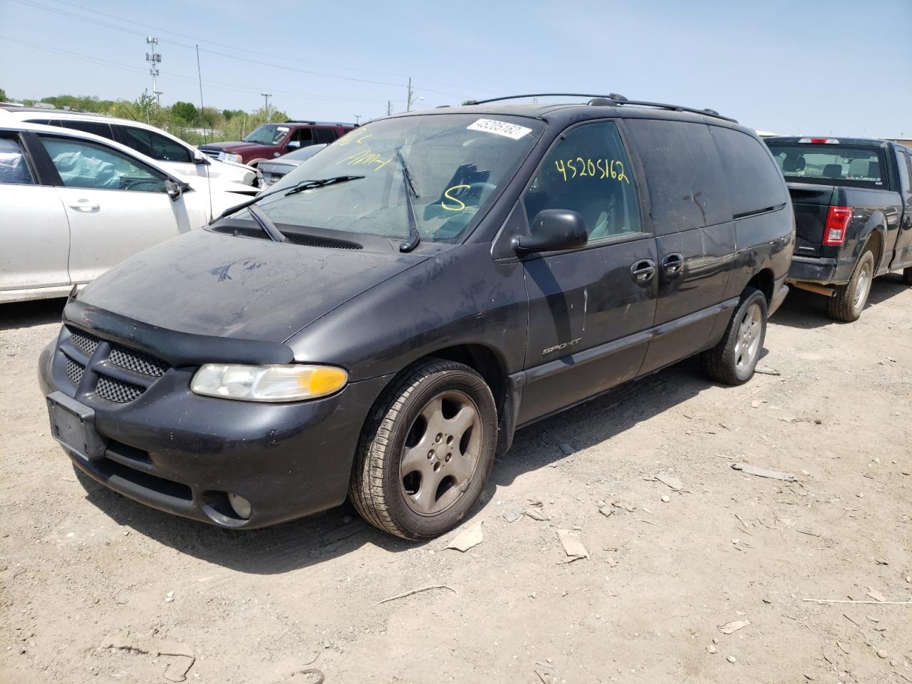 Photo 2 from auction – 2000 DODGE GRAND CARA with VIN 1B4GP44G4YB607427