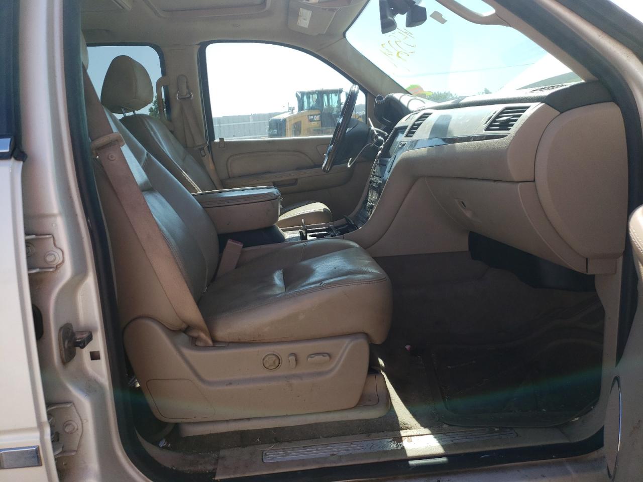 Photo 5 from auction – 2009 CADILLAC ESCALADE E with VIN 1GYFK26239R215545