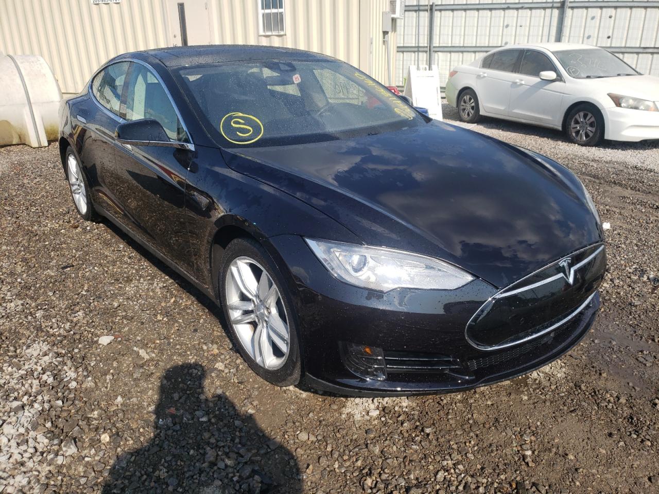 TESLA MODEL S 2016 with VIN 5YJSA1E12GF131245 - Photo from auction