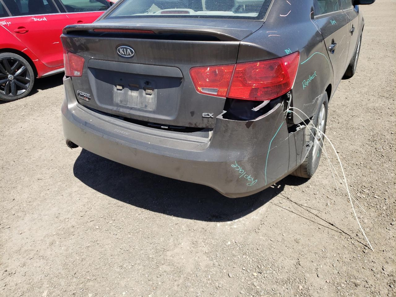 Photo 9 from auction – 2013 KIA FORTE EX with VIN KNAFU4A26D5723024