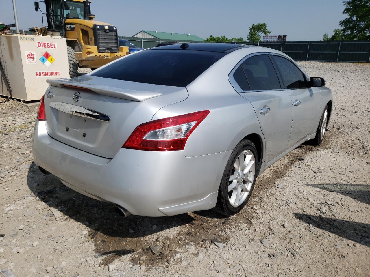 Photo 4 from auction – 2011 NISSAN MAXIMA with VIN 1N4AA5AP5BC855536