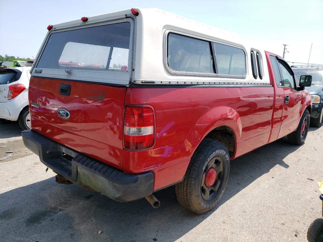 Photo 4 from auction – 2005 FORD F150 with VIN 1FTRF12285NB97455