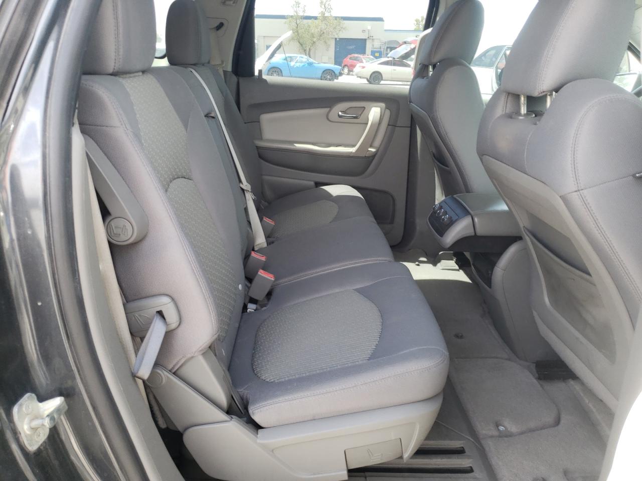 Photo 6 from auction – 2012 CHEVROLET TRAVERSE L with VIN 1GNKRGED4CJ359084