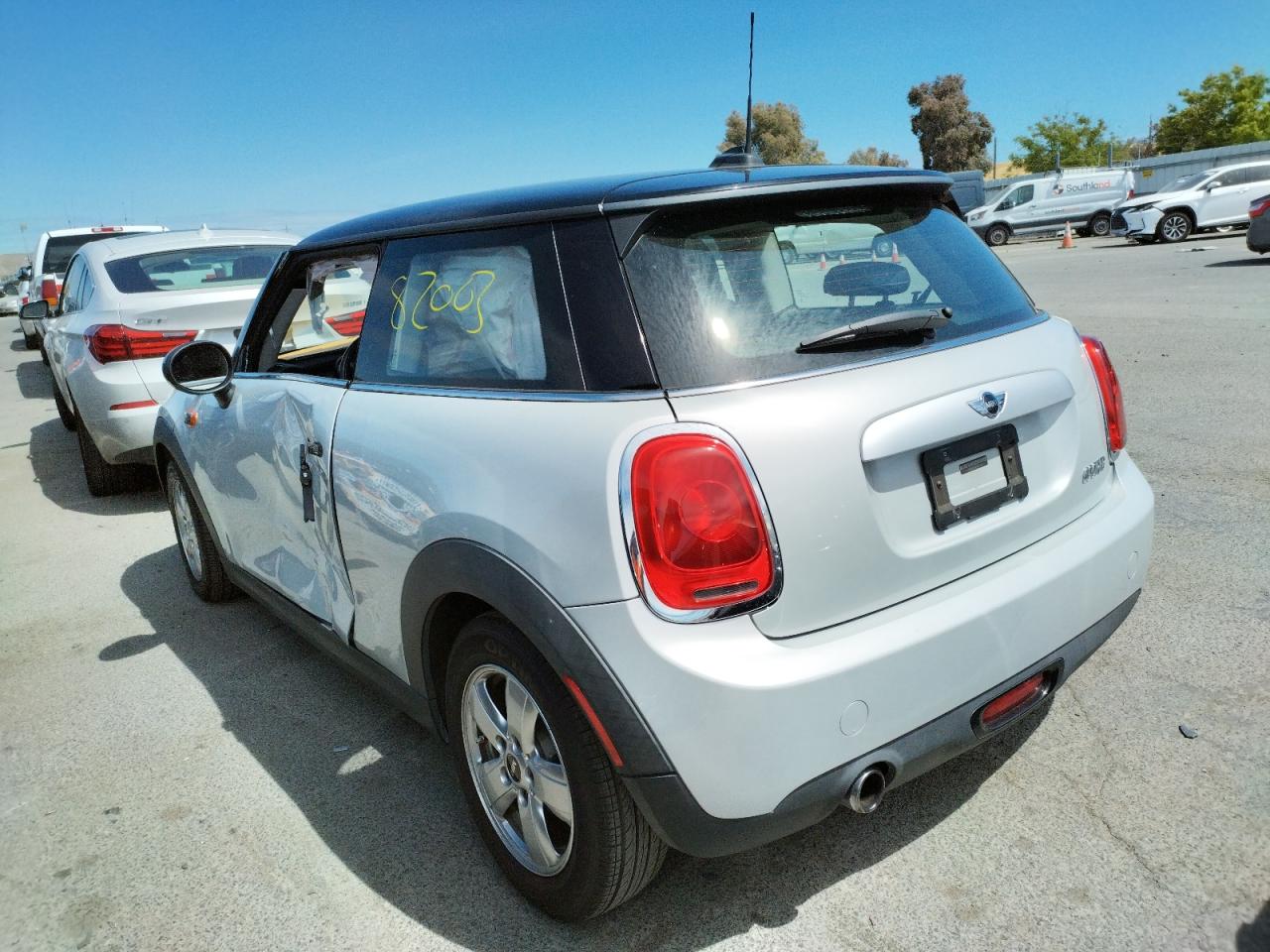 Photo 3 from auction – 2015 MINI COOPER with VIN WMWXM5C58FT940915