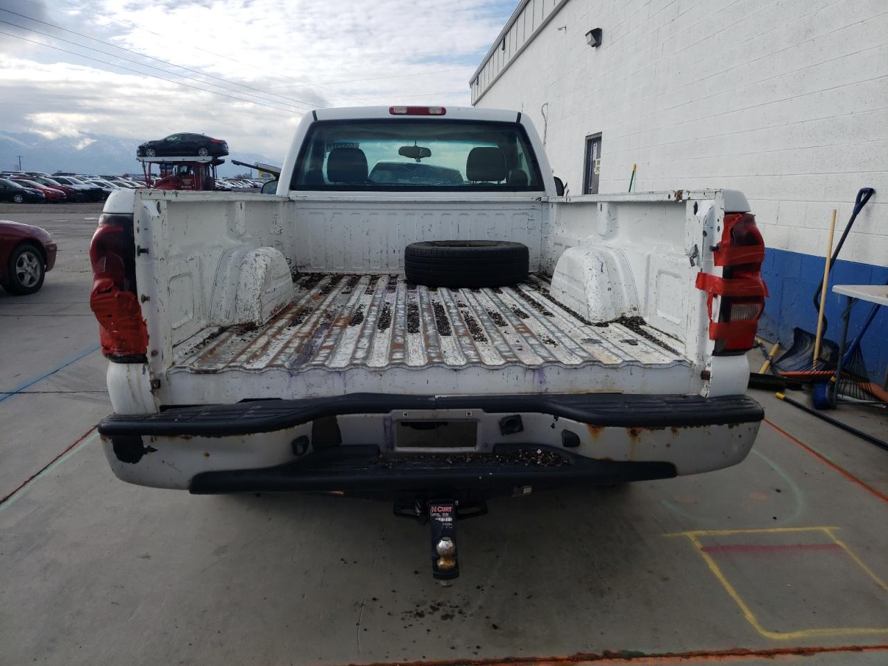 Photo 6 from auction – 2004 CHEVROLET SILVERADO with VIN 1GCEC14X14Z271242