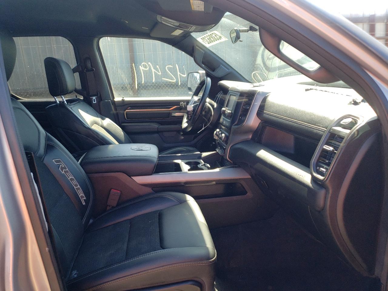 Photo 5 from auction – 2020 RAM 1500 REBEL with VIN 1C6SRFET3LN254143