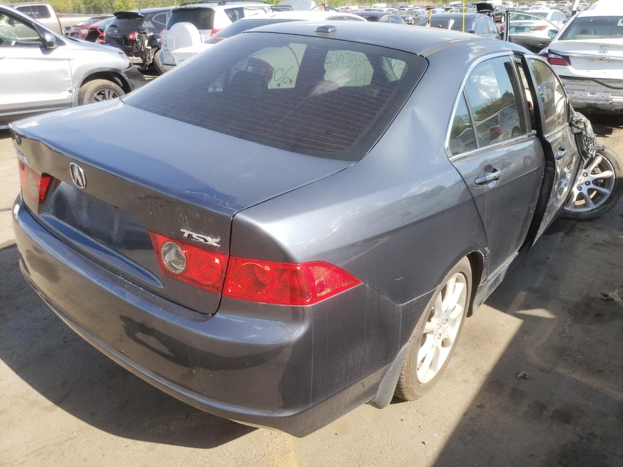 Photo 4 from auction – 2006 ACURA TSX with VIN JH4CL96826C007995