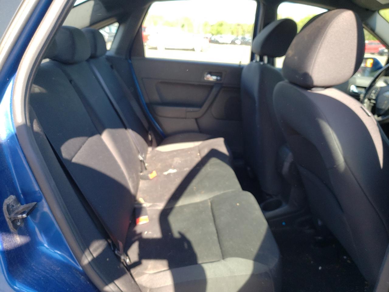 Photo 6 from auction – 2010 FORD FOCUS with VIN 1FAHP3GN4AW162509