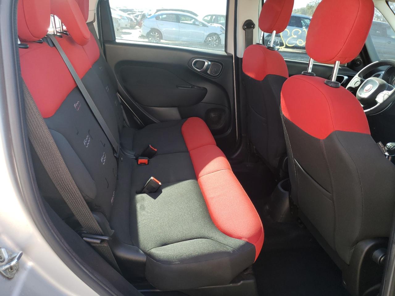 Photo 6 from auction – 2014 FIAT 500L POP with VIN ZFBCFAAH6EZ014061
