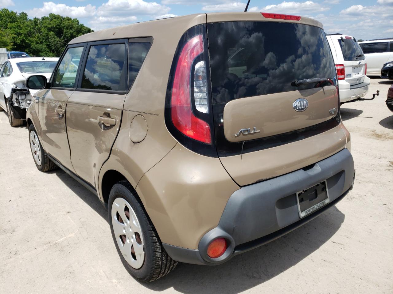 Photo 3 from auction – 2014 KIA SOUL with VIN KNDJN2A25E7093713