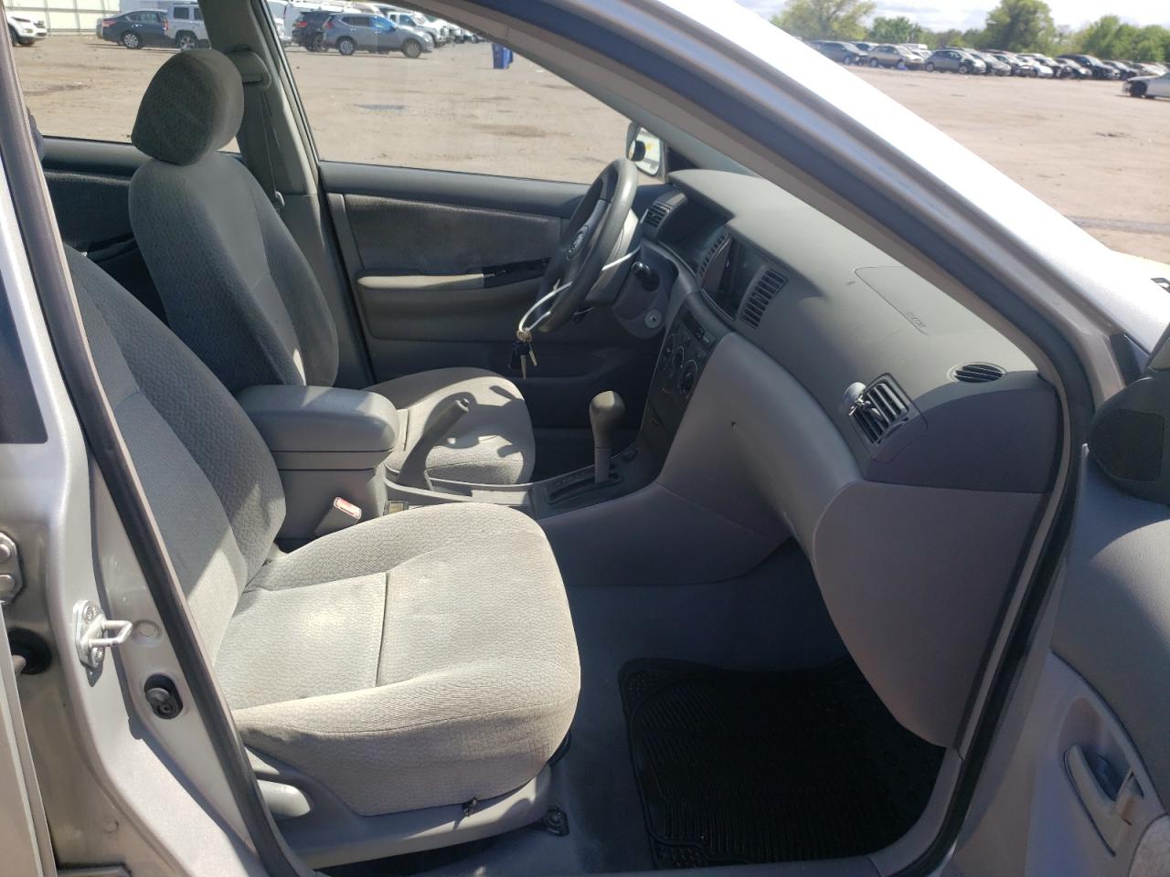 Photo 5 from auction – 2003 TOYOTA COROLLA CE with VIN 2T1BR32E53C021395