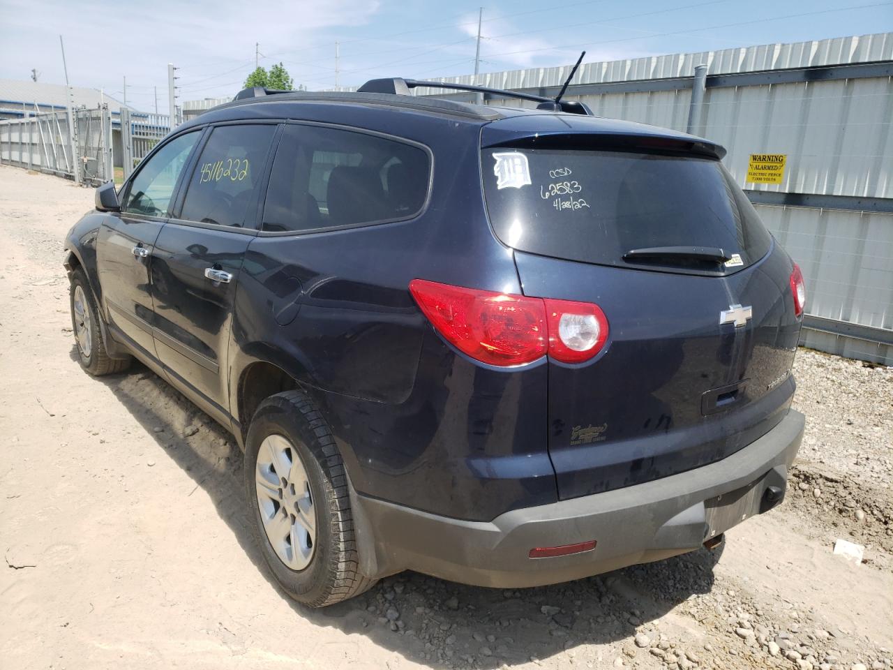 Photo 3 from auction – 2011 CHEVROLET TRAVERSE L with VIN 1GNKREED4BJ402714