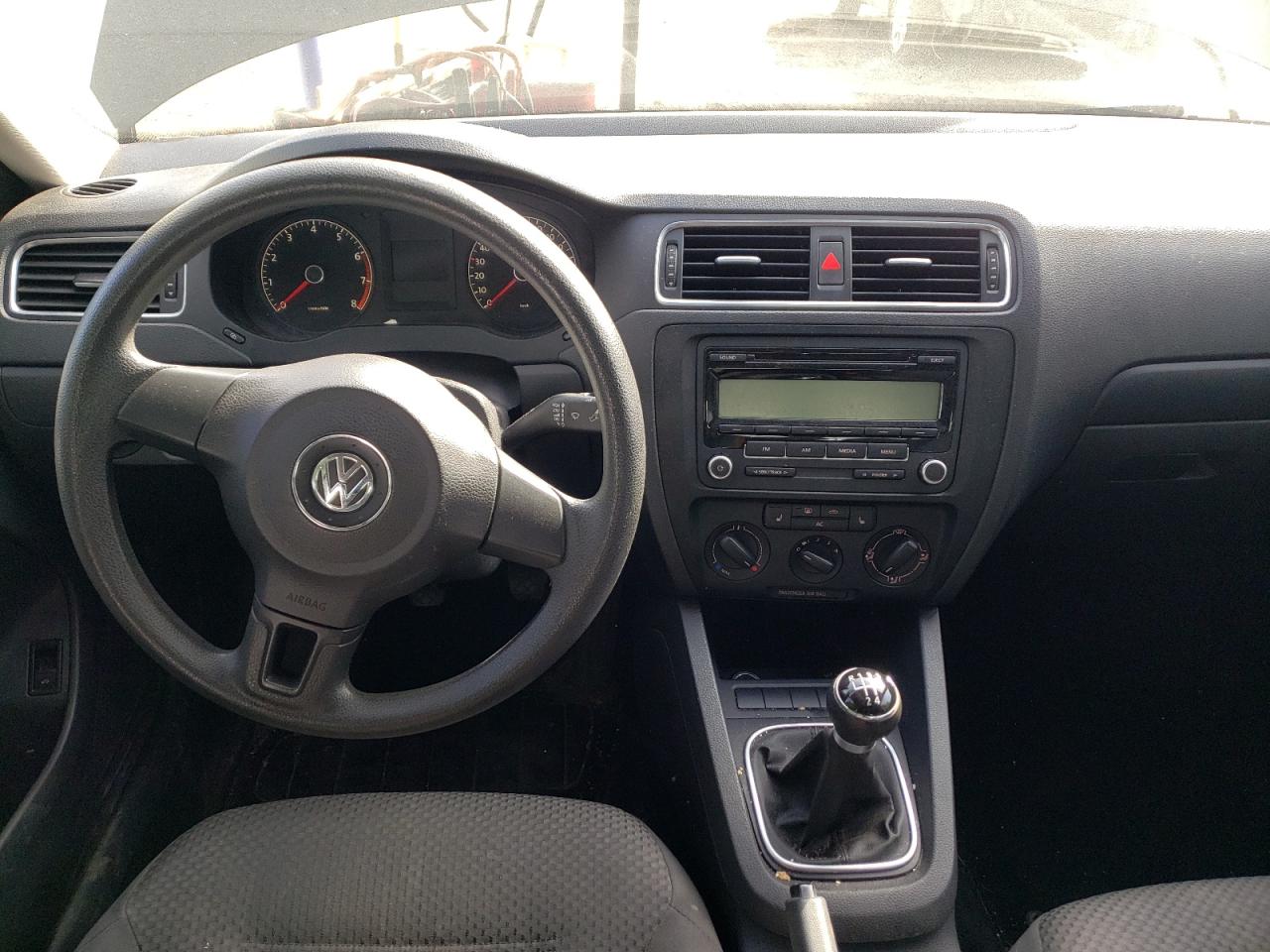 Photo 9 from auction – 2011 VOLKSWAGEN JETTA BASE with VIN 3VW1K7AJ9BM377972