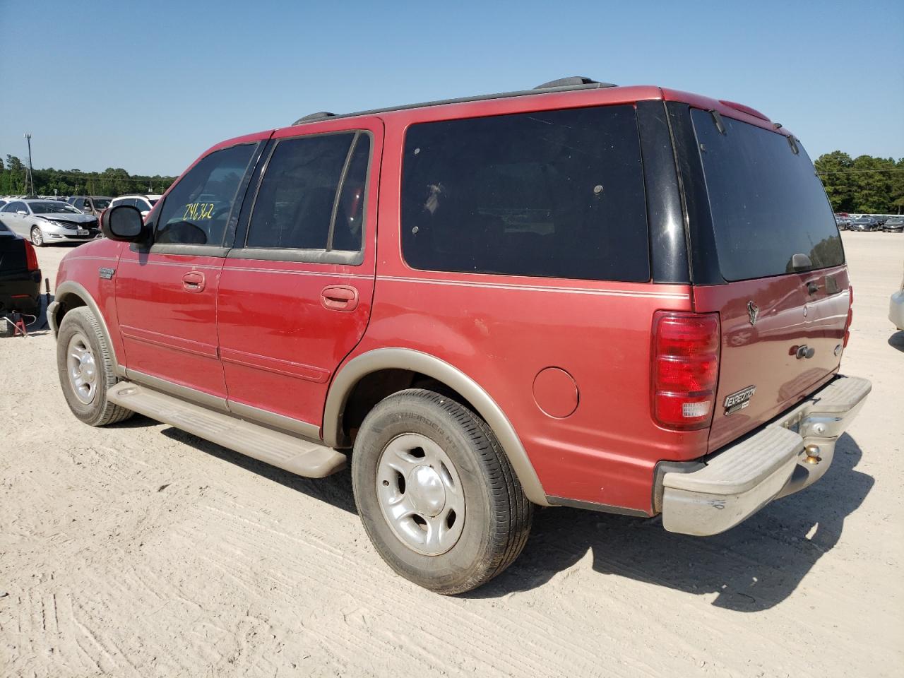 Photo 3 from auction – 2002 FORD EXPEDITION with VIN 1FMRU17WX2LA69738