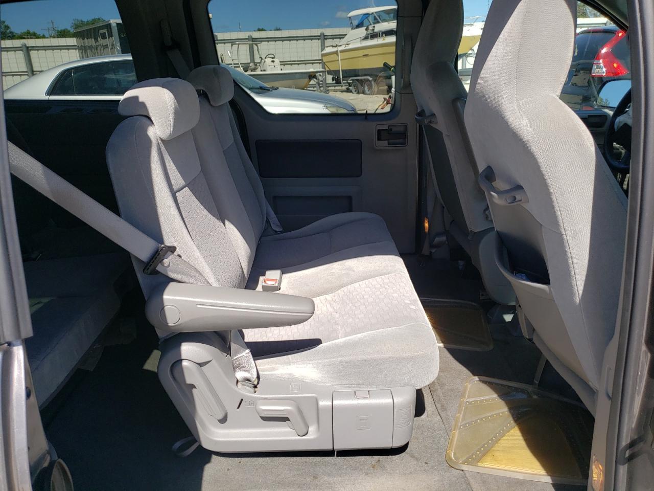 Photo 6 from auction – 2006 FORD FREESTAR S with VIN 2FMZA51616BA38327