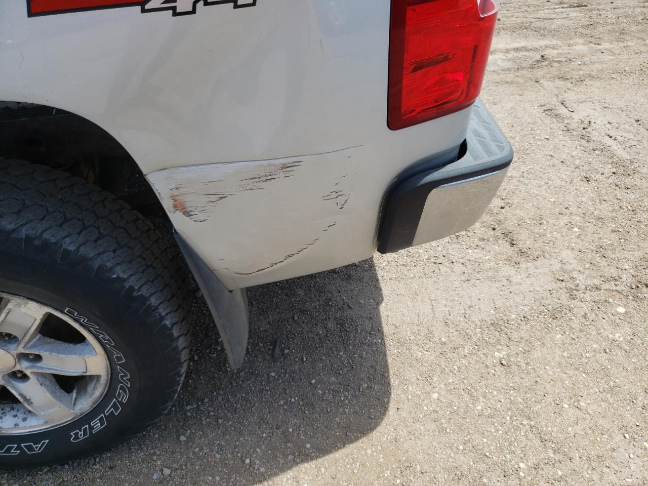 Photo 9 from auction – 2013 CHEVROLET SILVERADO with VIN 1GCRKSE73DZ223668