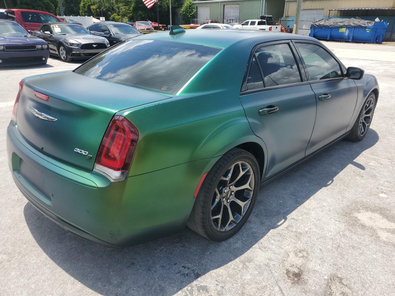 Photo 4 from auction – 2016 CHRYSLER 300 S with VIN 2C3CCABG5GH161524
