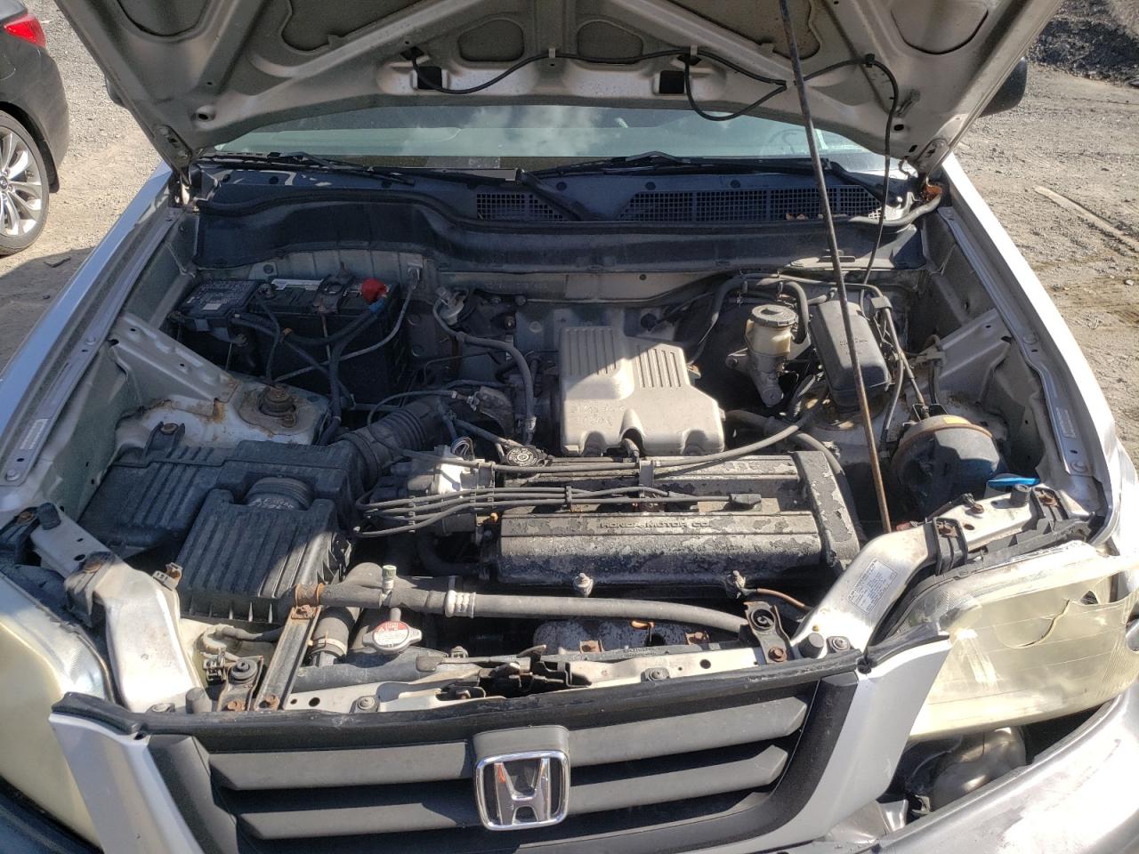 Photo 12 from auction – 2000 HONDA CR-V LX with VIN JHLRD1844YC050423