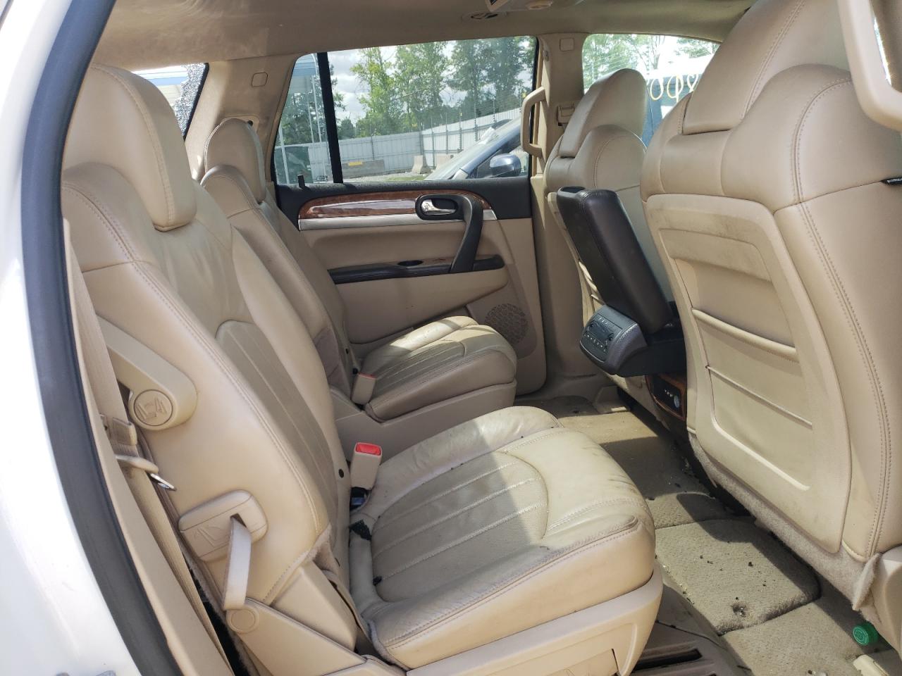 Фото 6 с аукциона – 2008 BUICK ENCLAVE CX с VIN 5GAER237X8J307487