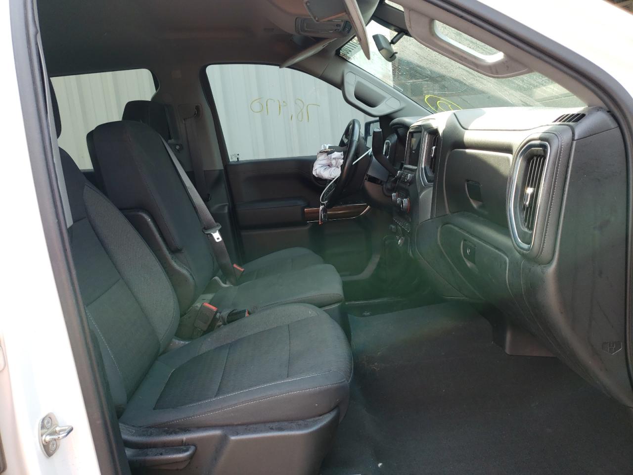 Photo 5 from auction – 2019 CHEVROLET SILVERADO with VIN 1GCUYDED1KZ309178