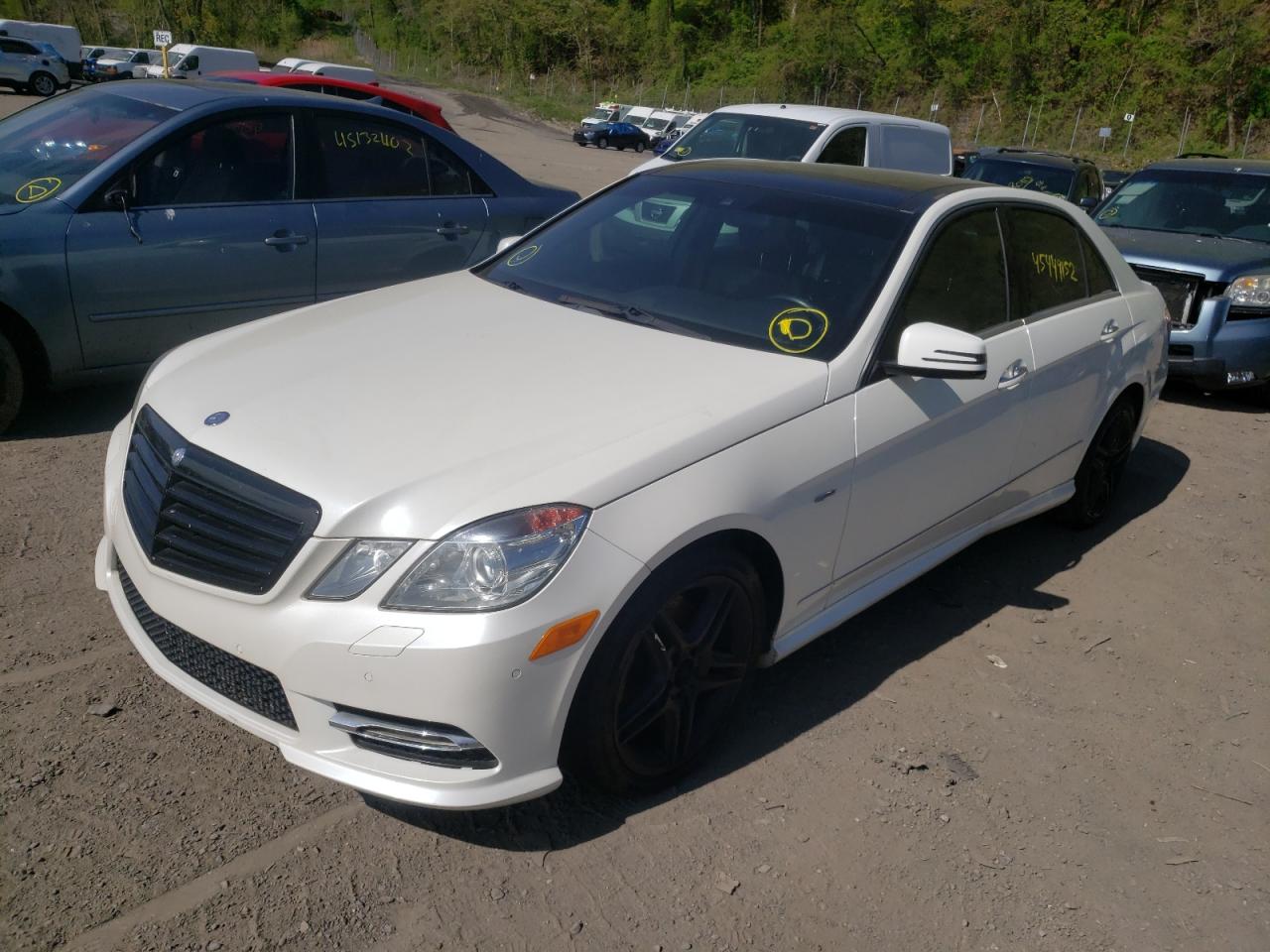 Photo 2 from auction – 2012 MERCEDES-BENZ E 350 4MAT with VIN WDDHF8JB6CA525021