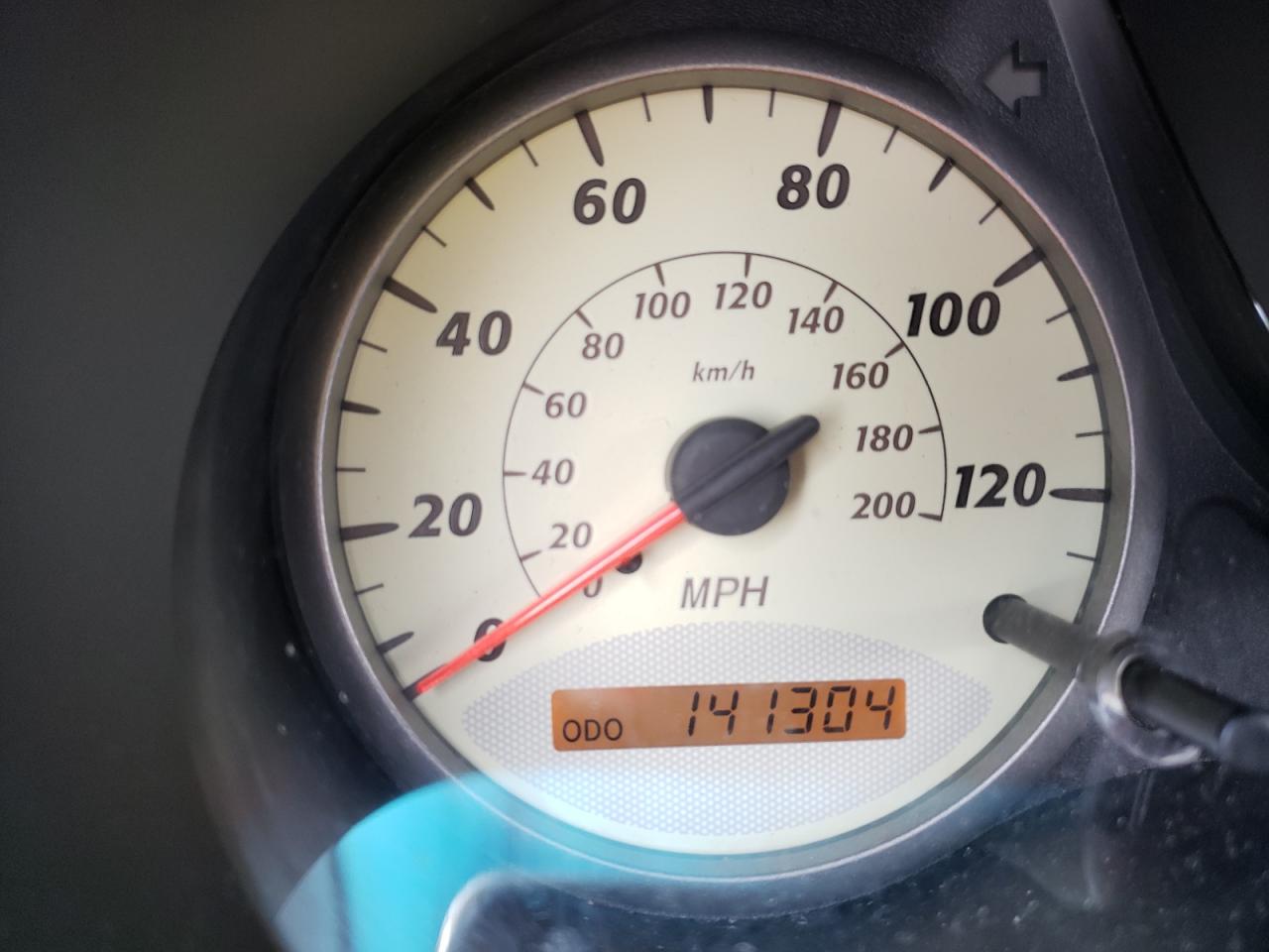 Photo 8 from auction – 2003 TOYOTA RAV4 with VIN JTEHH20V336079325