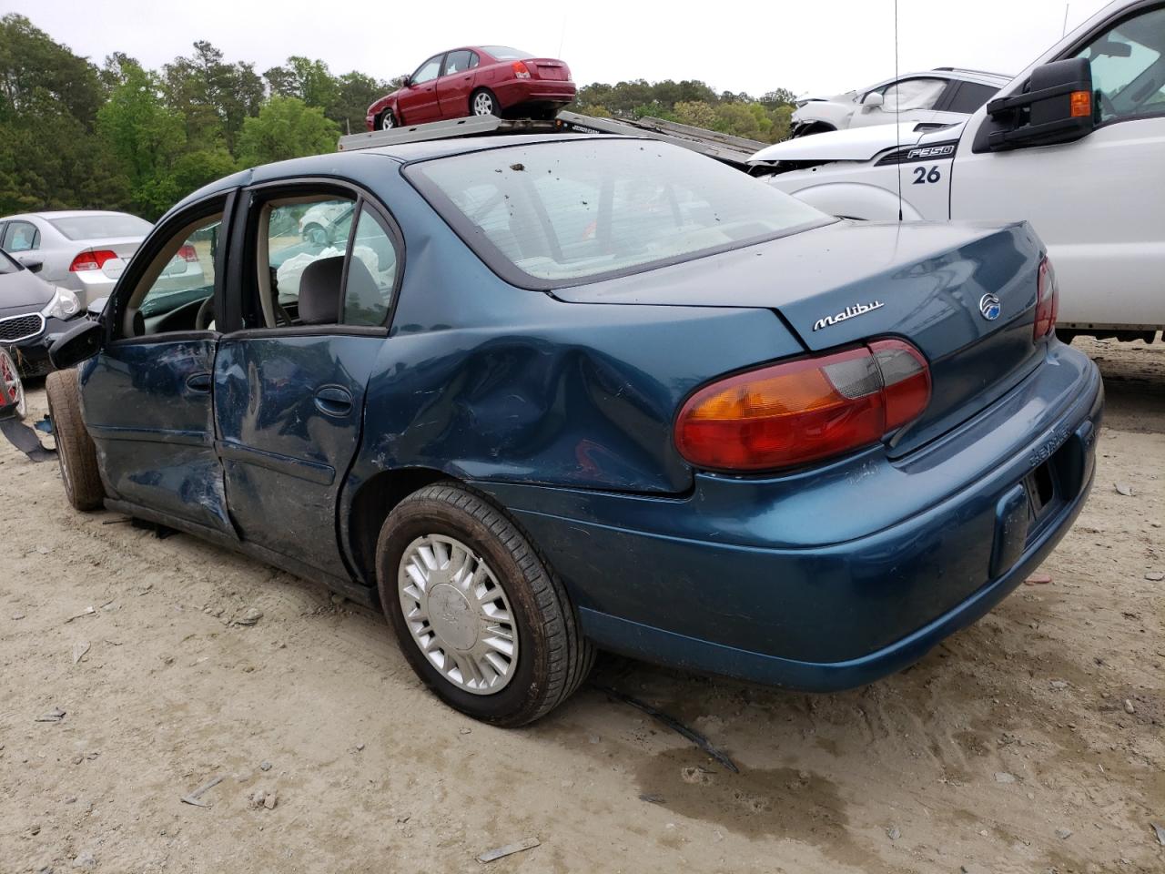 Photo 3 from auction – 2003 CHEVROLET MALIBU with VIN 1G1ND52J03M673941