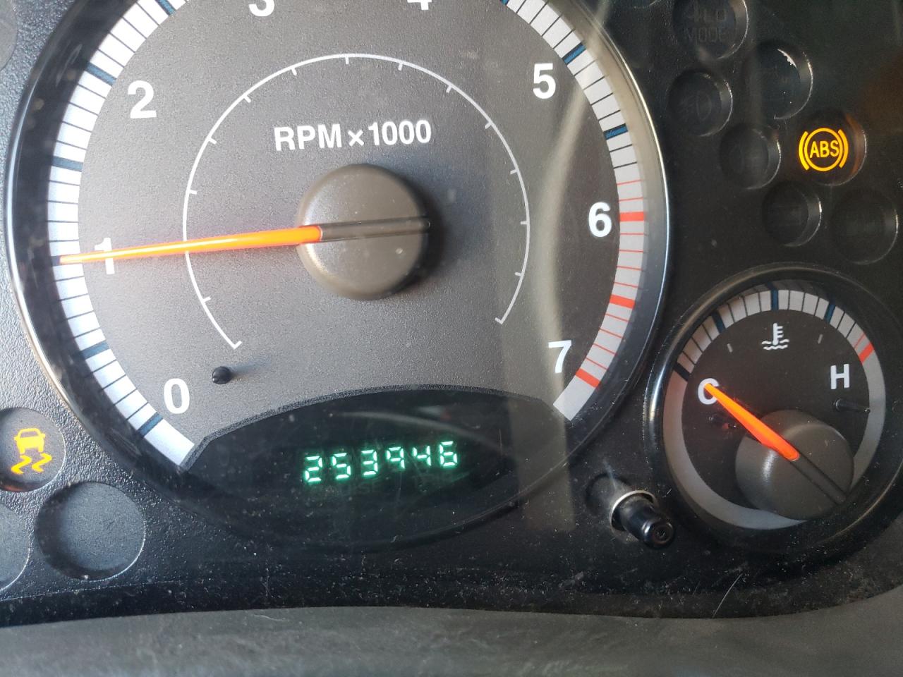 Photo 8 from auction – 2006 JEEP LIBERTY SP with VIN 1J4GL48K16W269949