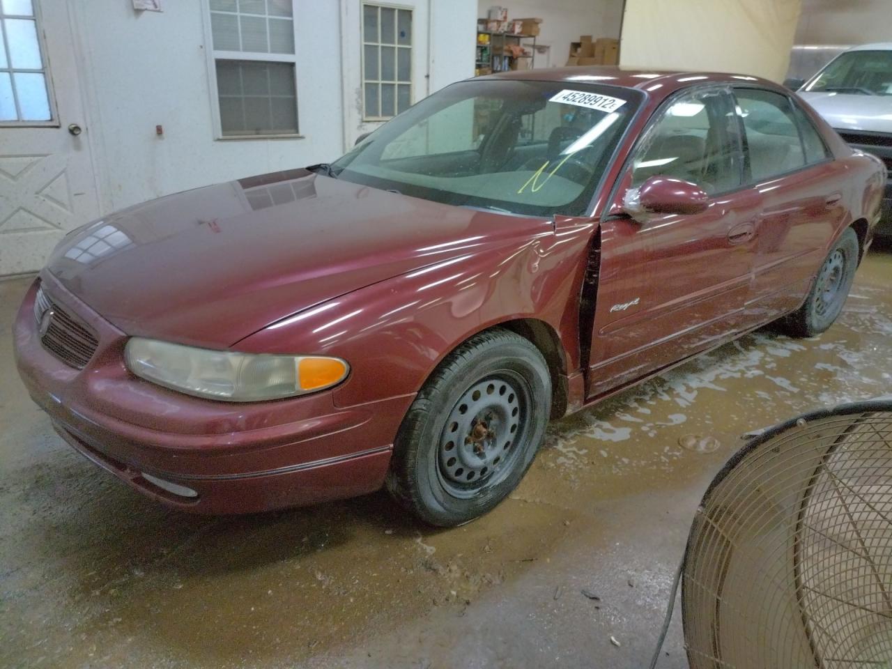 Photo 2 from auction – 2001 BUICK REGAL LS with VIN 2G4WB55K211166078
