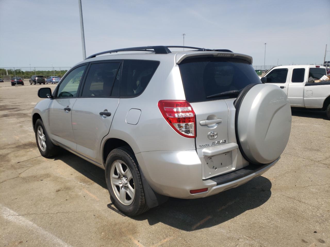Photo 3 from auction – 2010 TOYOTA RAV4 with VIN 2T3BF4DV5AW074662
