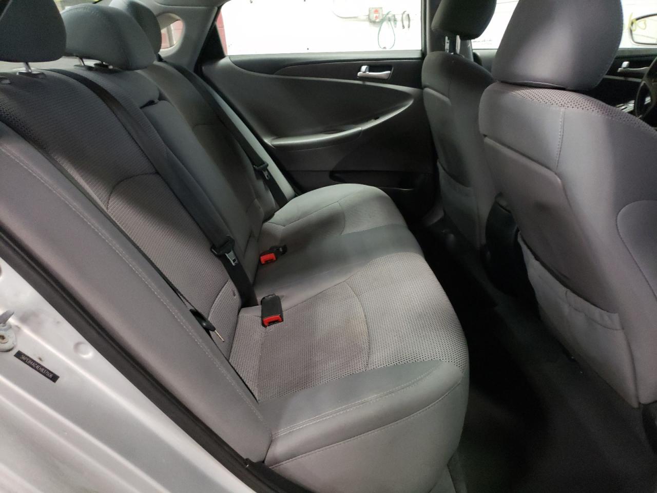 Photo 6 from auction – 2014 HYUNDAI SONATA GLS with VIN 5NPEB4AC4EH837506