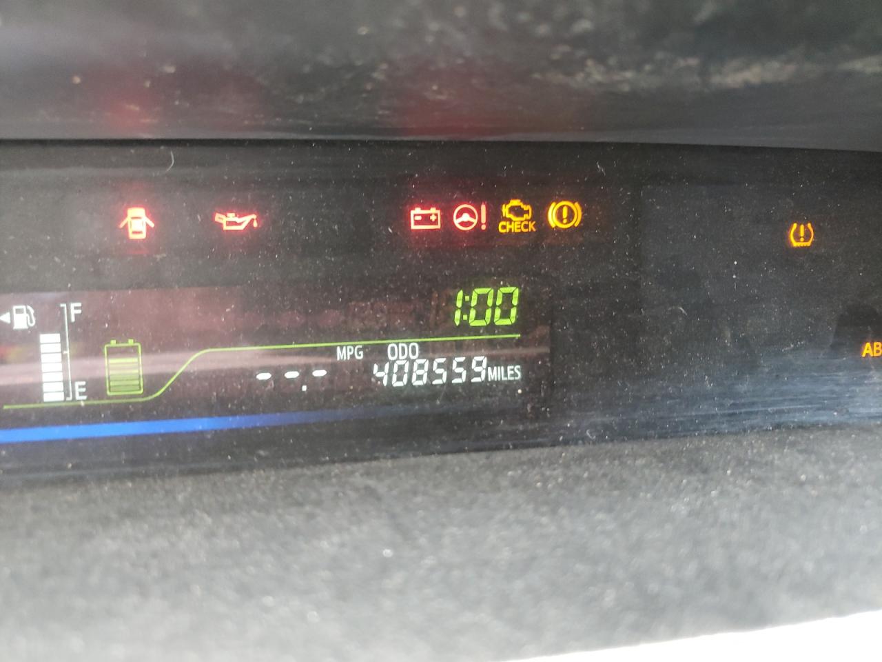 Photo 8 from auction – 2013 TOYOTA PRIUS V with VIN JTDZN3EU5D3216291
