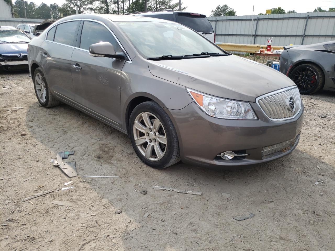 BUICK LACROSSE C 2010 with VIN 1G4GC5EG5AF304945 - Photo from auction
